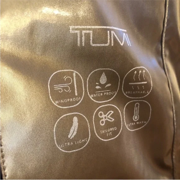 TUMI Champagne Shine Winter Jacket. Lots of functionality to this jacket. NWOT - Picture 6 of 7